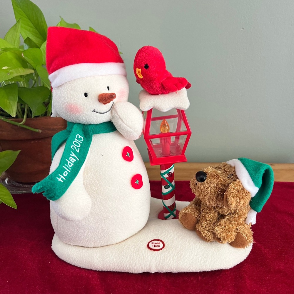 Hallmark Jingle Pals 2013 Holiday Snowman Dog Cardinal Musical Plush 10th Year